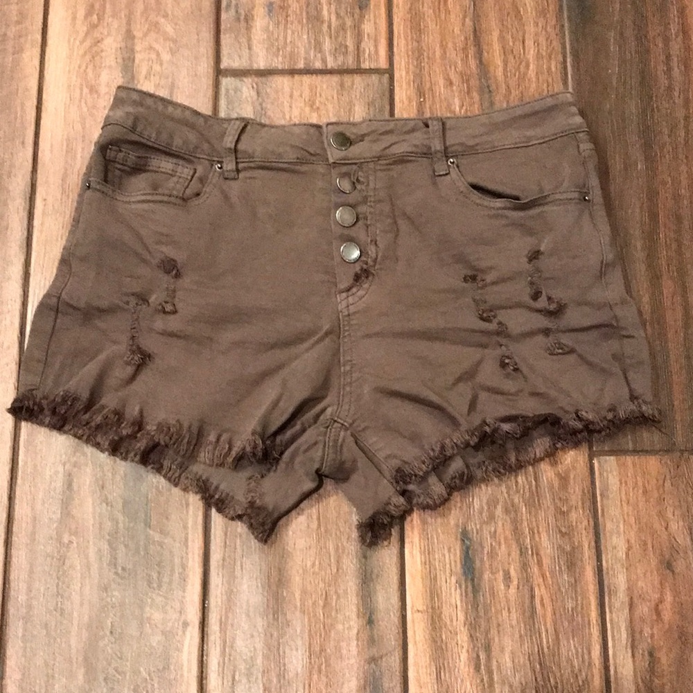 😇 LN Angel Kiss brand Junior’s mini shorts